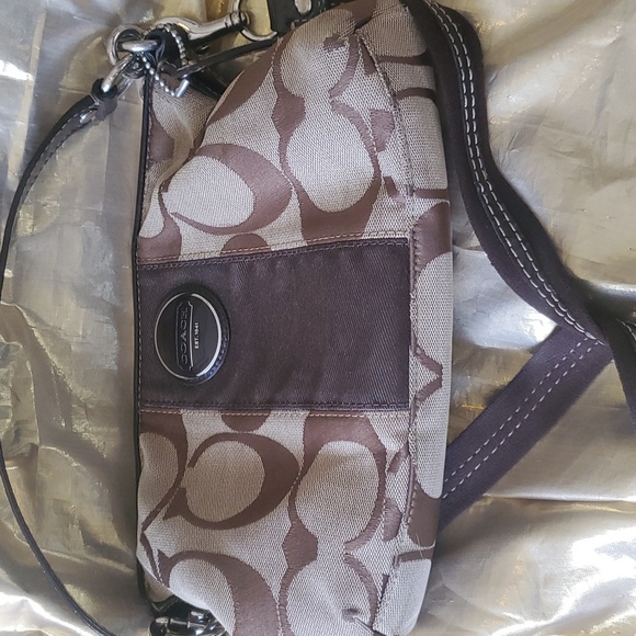 COACH LADIES HANDBAG OR SHOULDER BAG - Picture 6 of 10